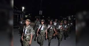 सुपौल में BSAP जवानों का फ्लैग मार्च: रात के सन्नाटे में गूंजी बूटों की आवाज