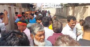 अररिया में खुनी खेल.. सत्तू वाले ने ऑटो ड्राइवर की बीच सड़क पर काट दी गर्दन; फिर भीड़ ने आरोपी को भी ...