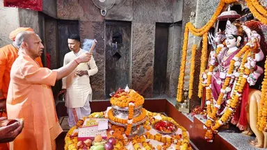 गोंडा में CM योगी ने 516 करोड़ की परियोजनाओं का लोकार्पण-शिलान्यास किया...